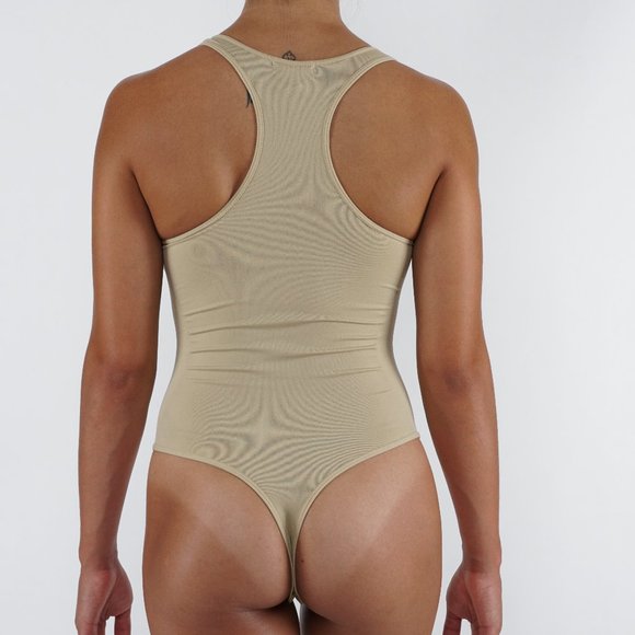 Bodysuit: Basic Thong With Bottom Snap Closure - Picture 2 of 3